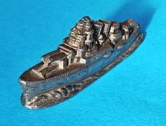 昭和レトロ】⚫戦前のグリコの景品 日本帝国海軍軍艦型文鎮 - メルカリ