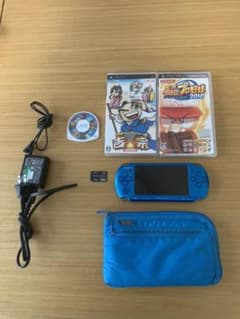 PSP 3000  ブルー　ソフト３個・充電コード付きのサムネイル