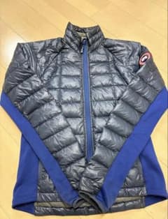 Canada Goose ライトダウンジャケットXSのサムネイル