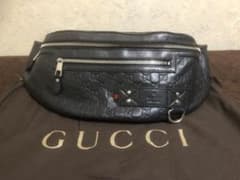 GUCCIグッチ斜め掛けシマレザーボディーバックのサムネイル