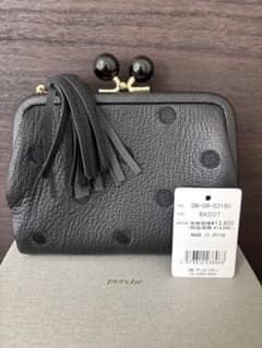 【値下げ】perché ドット柄 二つ折り財布 黒のサムネイル