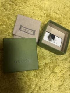 GUCCI リングの箱のサムネイル