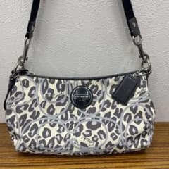 【美品】コーチ COACH レオパード柄 ショルダーバッグ シグネチャーのサムネイル