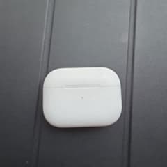 AirPods Pro USB - C 2026年8月19日までアップルケア付き AirPods Pro USB - C 2026年8月19日までアップルケア付き - メルカリ