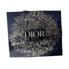 Dior クリスマスショッパー 2022のサムネイル