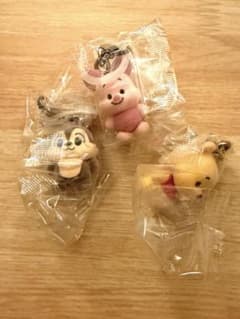 ディズニーキャラクター ふわふわめじるしアクセサリー ３種セットのサムネイル