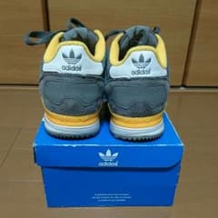 スニーカー adidas 24cmのサムネイル