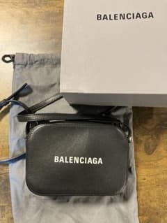 BALENCIAGA ショルダーバッグ ブラックのサムネイル