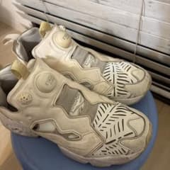 Reebok ホワイト スニーカーのサムネイル