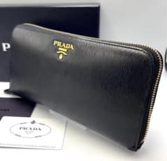 PRADA 프라다 블랙 에필 가죽 라운드 패스너 긴 지갑