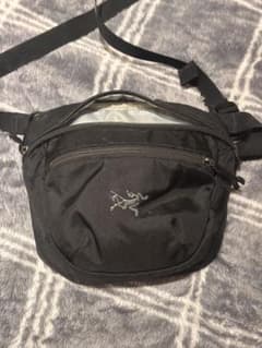 s*8様 ARC'TERYX ショルダーバッグ ブラック 非売品のサムネイル