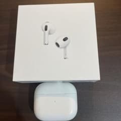 AirPods第3世代　APPLE MME73J/A WHITEのサムネイル
