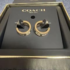 COACH フープピアス ゴールドカラーのサムネイル