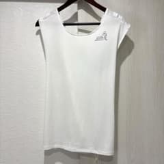 SUKALAバッククロスプリントTシャツ S 76 - メルカリ