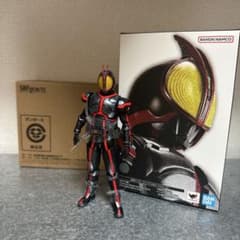 真骨彫　仮面ライダーファイズ　NightCOLOR フィギュアーツ
