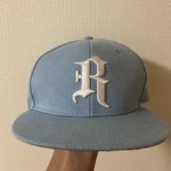 Rロゴ刺繍 スナップバックキャップ ライトブルーのサムネイル