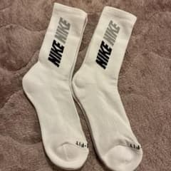 NIKE ホワイト クルーソックス 2足セット25-27稀少のサムネイル