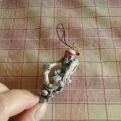 骸骨のストラップのサムネイル