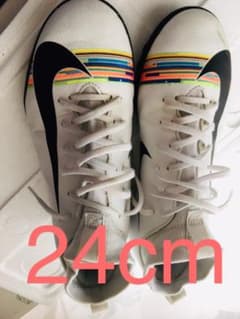 NIKEサッカー　スパイク・トレーニングシューズお値下げ致しました❢のサムネイル