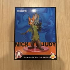 美品】happyくじ 一番くじ A賞ズートピア ニック&ジュディ - メルカリ