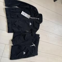 adidas キッズ　上下セットのサムネイル
