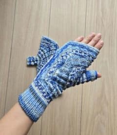 ☆ハンドメイド☆手編み手袋　Opal Wirbelwindのサムネイル