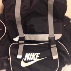 NIKEリュックのサムネイル