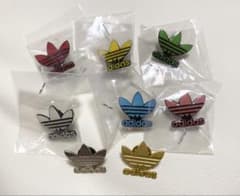 未使用 adidas アディダス ピンバッジ 8個セット レトロ レアまとめ