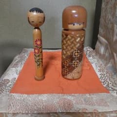 手描き木製こけし人形2体セット 木製こけし 2体セット 手描き - メルカリ