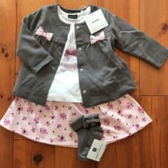 Hana様専用    新品未使用 BeBe  80 女の子 セットのサムネイル