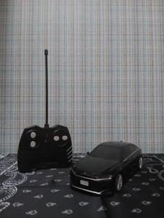 Toyota Crown ラジコンカー ブラックのサムネイル