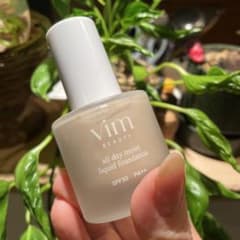 vim オールデイモイストリキッドファンデーション22のサムネイル