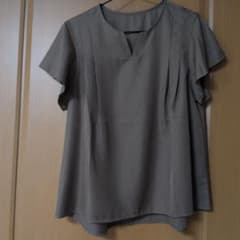 ベージュ 半袖シャツとワイドパンツ セットのサムネイル