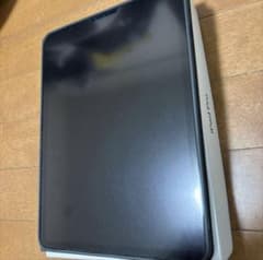 Apple iPad Pro 11インチ第一世代のサムネイル