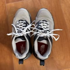 THE NORTH FACE スニーカーのサムネイル