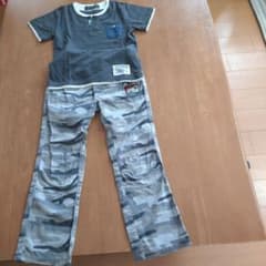 古着　キッズ服 トップス パンツ 2点セット 迷彩柄のサムネイル