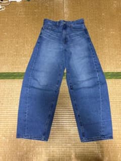 GU バレルレッグジーンズ Mサイズのサムネイル