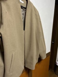 avv  アーヴェヴェ　アウター　ブルゾンのサムネイル