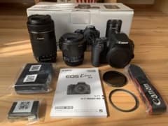Canon EOS KISS X9 Wズームキット BKのサムネイル