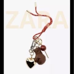 ✧新品✧未使用　ZARA ハート＆グローブ マルチ チャーム キーホルダー