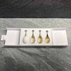 【新品】Dior クリスタル会員 バースデーギフト　ジャドール香水セット　非売品のサムネイル