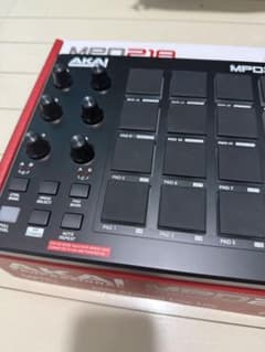 AKAI MPD218 MIDIパッドコントローラー - メルカリ