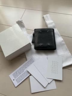 maison margiela メゾンマルジェラ　財布のサムネイル