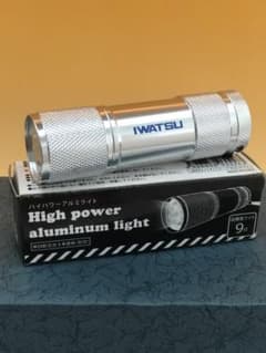【☆匿名配送☆】乾電池式　LEDライト　懐中電灯のサムネイル