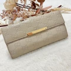 GUCCI グッチシマレザー 二つ折り財布 長財布 ロゴプレート ベージュ GUCCI グッチシマレザー 二つ折り財布 長財布 ロゴプレート ベージュ