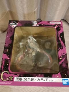 一番くじ 鬼滅の刃 鬼の棲む街 C賞 堕姫 完全体 フィギュアのサムネイル