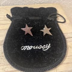 moussy スターモチーフ スタッドピアス シルバーカラーのサムネイル
