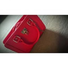 CECIL McBEEのサムネイル