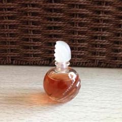 GIVENCHY ミニ香水のサムネイル