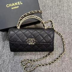 CHANEL シャネル ノベルティ チェーンショルダーバッグ キルティング